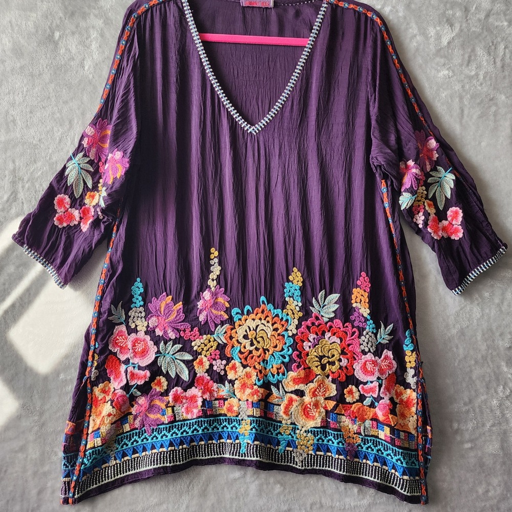 Johnny Was Top Womens Size Large Purple Embroidered Floral Boho Tunic Blouse